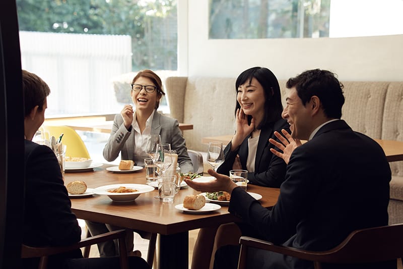 ⑤お見合い・デート時のお店予約無料